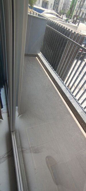 Balcony in 3 BHK Builder Floor at Sector 23 – for Rent