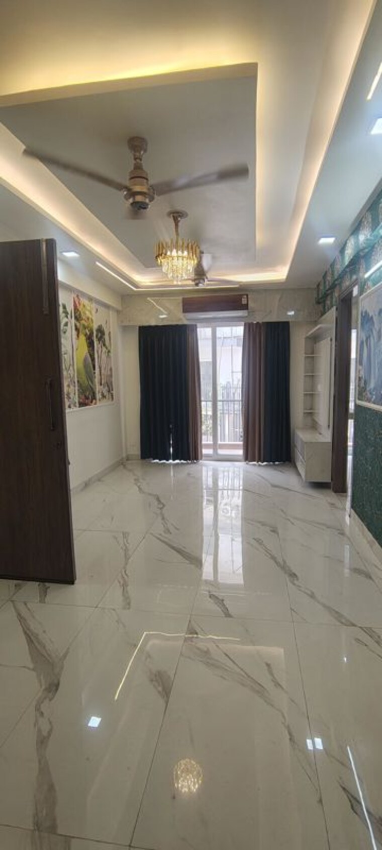 Living Room, sector 23 3 Bedroom 1600 Sq.Ft. Builder Floor In Sector 23 Gurgaon 10710644