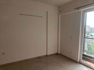 Room in 4 BHK Builder Floor at Sector 22 – for Rent