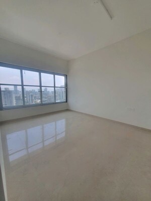 Room in 3 BHK Apartment at Byculla – for Sale