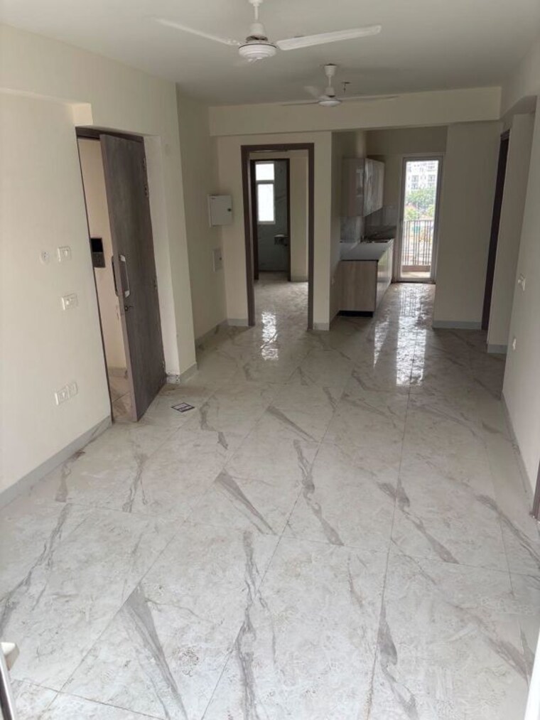 Room, sector 23 4 Bedroom 2200 Sq.Ft. Builder Floor In Sector 23 Gurgaon 10710690
