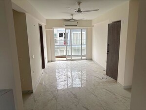 Room in 4 BHK Builder Floor at Sector 23 – for Rent