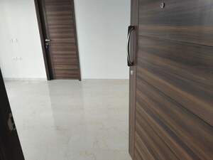 Room in 2 BHK Builder Floor at Sector 21 – for Rent