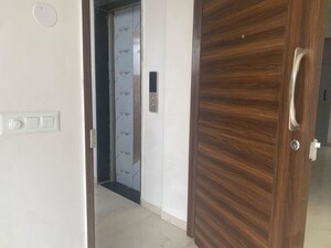 Room in 2 BHK Builder Floor at Sector 22b – for Rent
