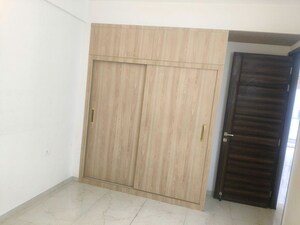 Room in 2 BHK Builder Floor at Sector 22 – for Rent