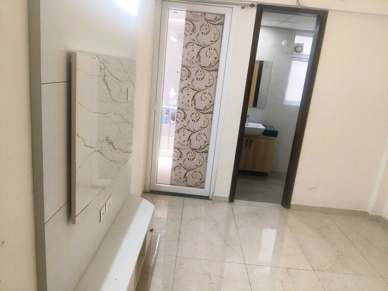 Room, sector 22 2 Bedroom 1200 Sq.Ft. Builder Floor In Sector 22 Gurgaon 10710575