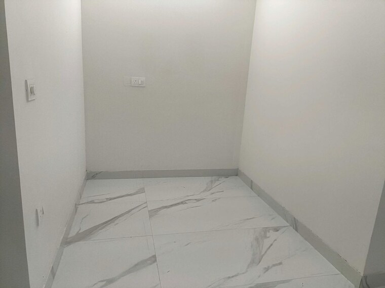 Room, sector 22b 2 Bedroom 1200 Sq.Ft. Builder Floor In Sector 22b Gurgaon 10710526