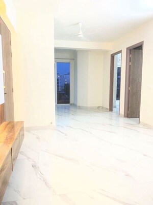 Room in 2 BHK Builder Floor at Sector 21 – for Rent