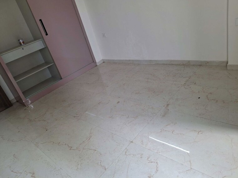 Room, sector 21 2 Bedroom 1300 Sq.Ft. Builder Floor In Sector 21 Gurgaon 10710371