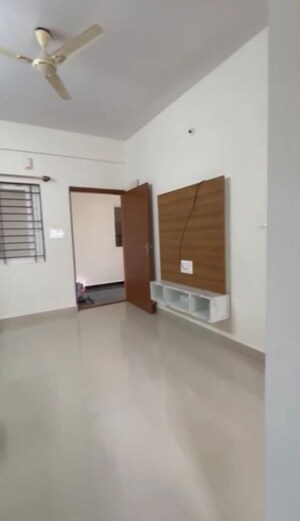 Room in 1 BHK Apartment at Panathur – for Rent