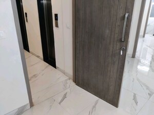 Bathroom in 1 BHK Builder Floor at Sector 23 – for Rent