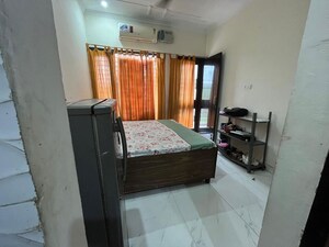 Bedroom in 1 RK Apartment at Sector 7 – for Rent