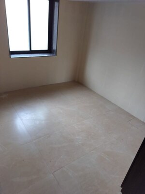 Room in 1 BHK Apartment at Shiv Kirti Apartment, Malad West – for Rent