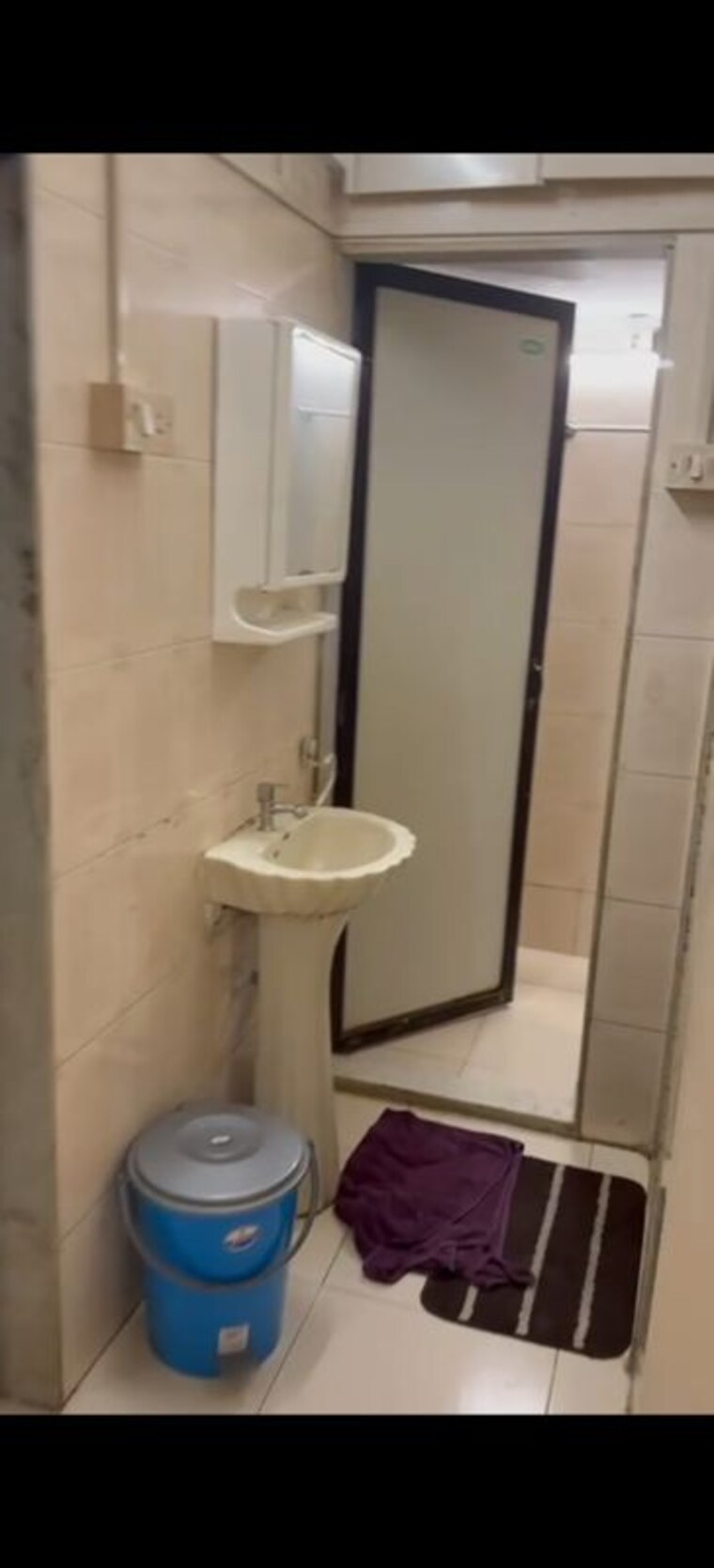 Bathroom, lokhandwala-complex 1 Bedroom 550 Sq.Ft. Apartment In Andheri West Mumbai 10710755