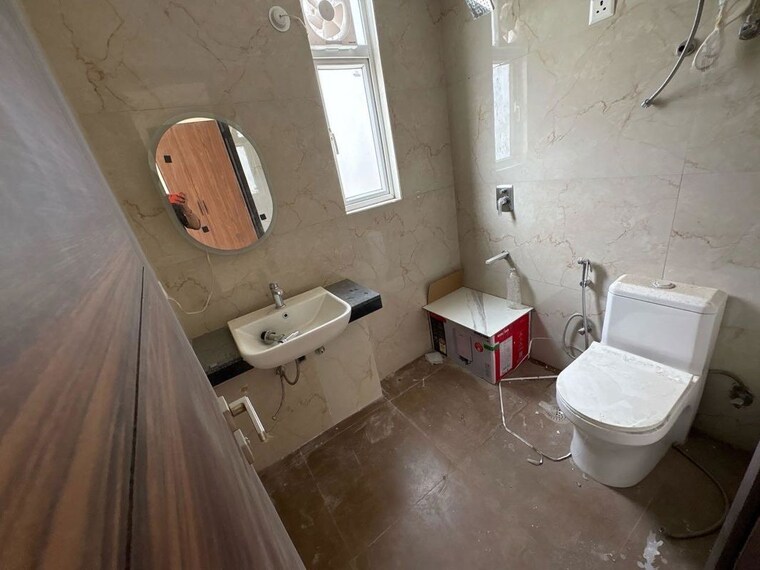Bathroom, sector 21 1 Bedroom 950 Sq.Ft. Builder Floor In Sector 21 Gurgaon 10710762