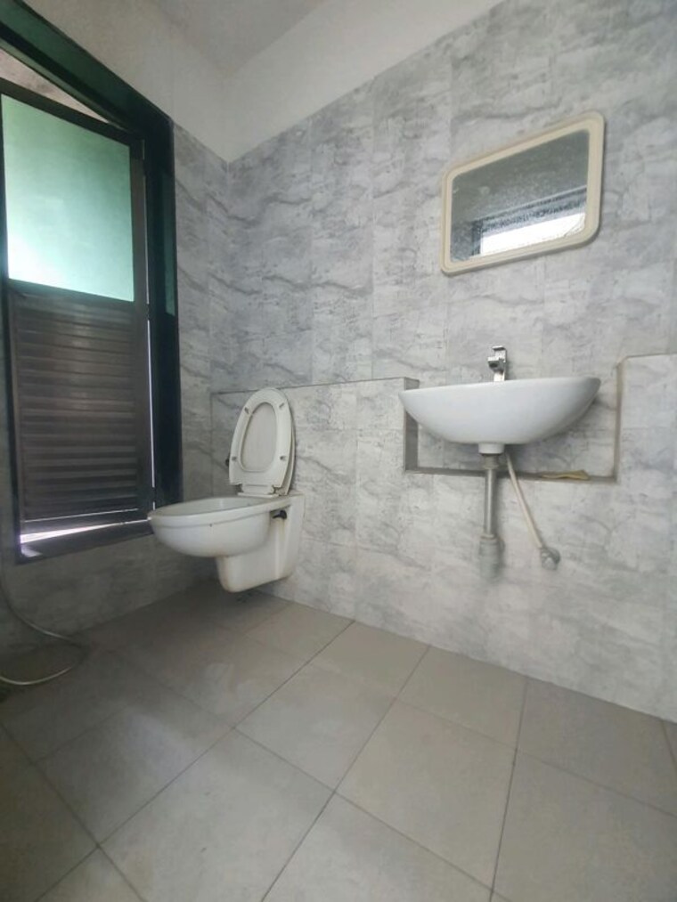 Bathroom, byculla 3 Bedroom 1180 Sq.Ft. Apartment In Byculla Mumbai 10710752