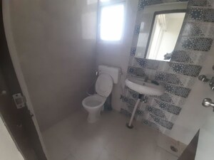 Bathroom in 1 BHK Builder Floor at Sector 22 – for Rent