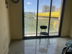Room in 2 BHK Apartment at Yash Signature, Chembur – for Rent