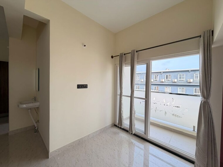 Room, stage 1 2 Bedroom 1000 Sq.Ft. Apartment In Stage 1 Bangalore 10710794
