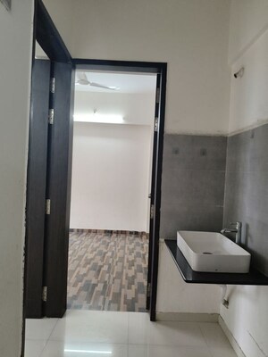 Furnished Amenities in 2 BHK Apartment at Caratlane Marigold, Tathawade – for Rent
