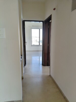 Room in 2 BHK Apartment at Caratlane Marigold, Tathawade – for Rent