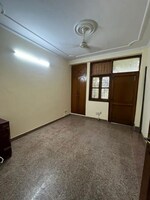 2 BHK +  1100 Sq.Ft. Builder Floor in Sheikh Sarai