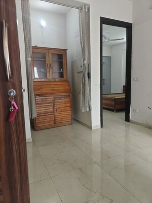 1 BHK Builder Floor For Rent in Sector 21