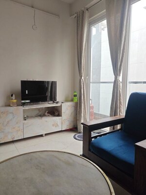Living Room in 1 BHK Builder Floor at Sector 21 – for Rent