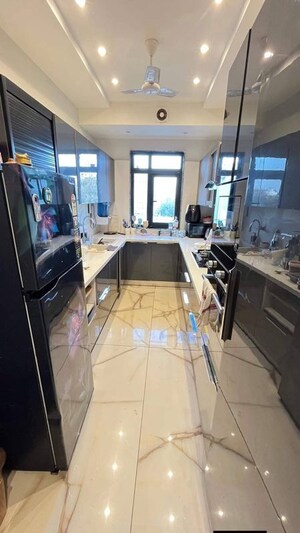 Team Area in 3 BHK Apartment at Godrej Habitat, Sector 3 – for Sale