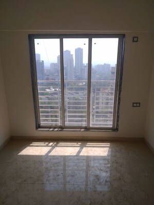 Room in 2 BHK Apartment at Shraddha Evoque, Bhandup West – for Sale