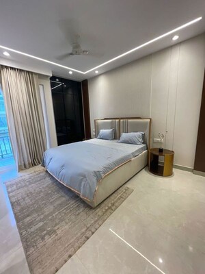 Bedroom in 4 BHK Builder Floor at Sector 23 – for Rent