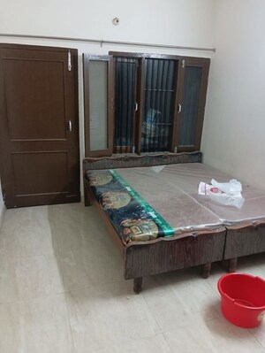 1 RK Independent House For Rent in Sector 9 Panchkula