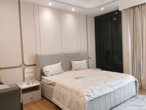 Bedroom in 4 BHK Builder Floor at Sector 23a – for Rent
