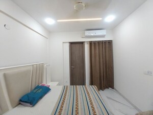 Bedroom in 3 BHK Builder Floor at Sector 21 – for Rent