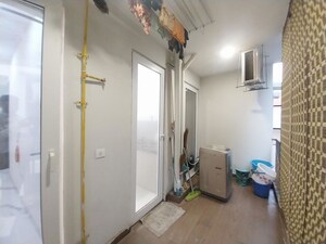 Bathroom in 3 BHK Builder Floor at Sector 21 – for Rent