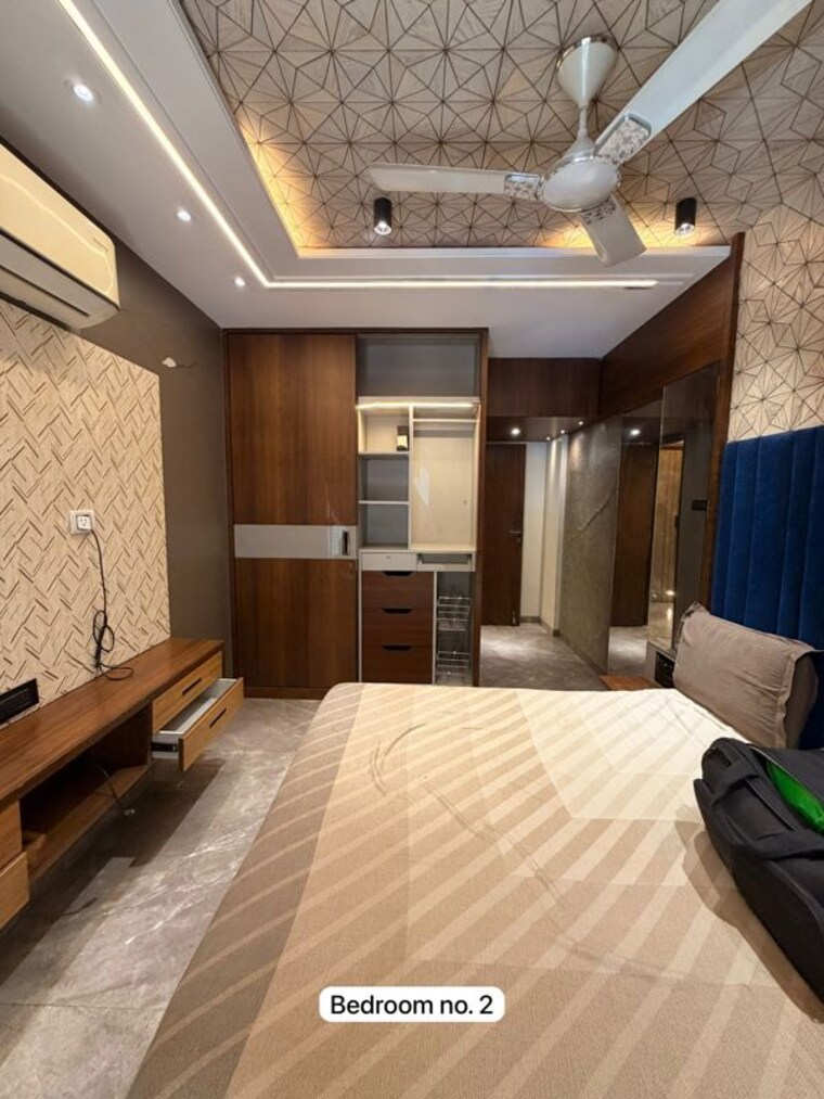Master Bedroom, kaustubh-usha-colony-chs 3 Bedroom 1000 Sq.Ft. Apartment In Malad West Mumbai 10710856