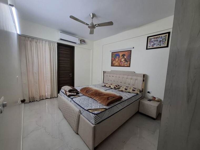 Bedroom, sector 23 3 Bedroom 1600 Sq.Ft. Builder Floor In Sector 23 Gurgaon 10710865