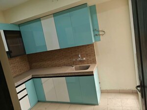 Furnished Amenities in 3 BHK Builder Floor at Sector 21 – for Rent