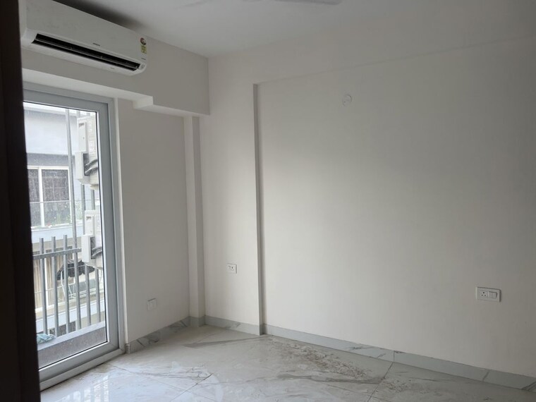 Room, sector 23a 4 Bedroom 2200 Sq.Ft. Builder Floor In Sector 23a Gurgaon 10710877
