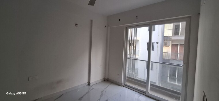 Room, sector 23 1 Bedroom 950 Sq.Ft. Builder Floor In Sector 23 Gurgaon 10710884