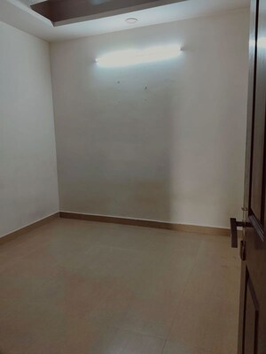 Room in 2 BHK Builder Floor at A and M Shakti Plaza, Shakti Khand Iii – for Rent