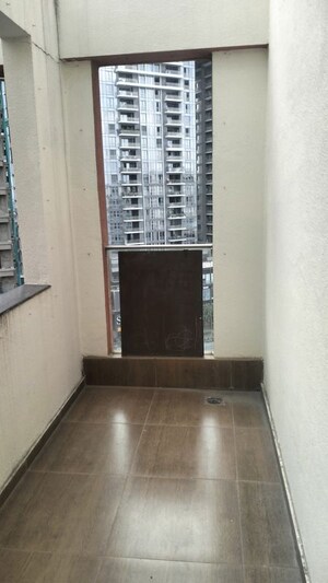 Kitchen in 2 BHK Apartment at Kolte Patil Green Acre, Salunkhe Vihar Society – for Rent