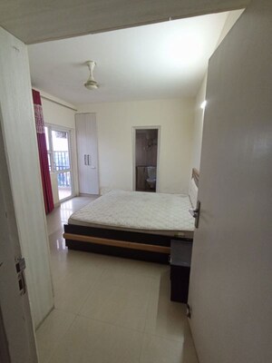 Room in 3 BHK Apartment at Orris Aster Court, Sector 85 – for Rent
