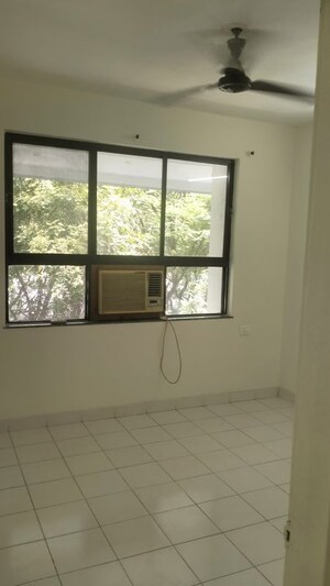 Room in 2 BHK Apartment at Kolte Maestros, Wanowrie – for Rent