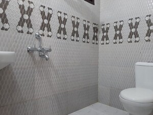 Bathroom in 3 BHK Apartment at Mahmoorganj – for Sale