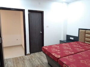 Bedroom in 3 BHK Apartment at Mahmoorganj – for Sale