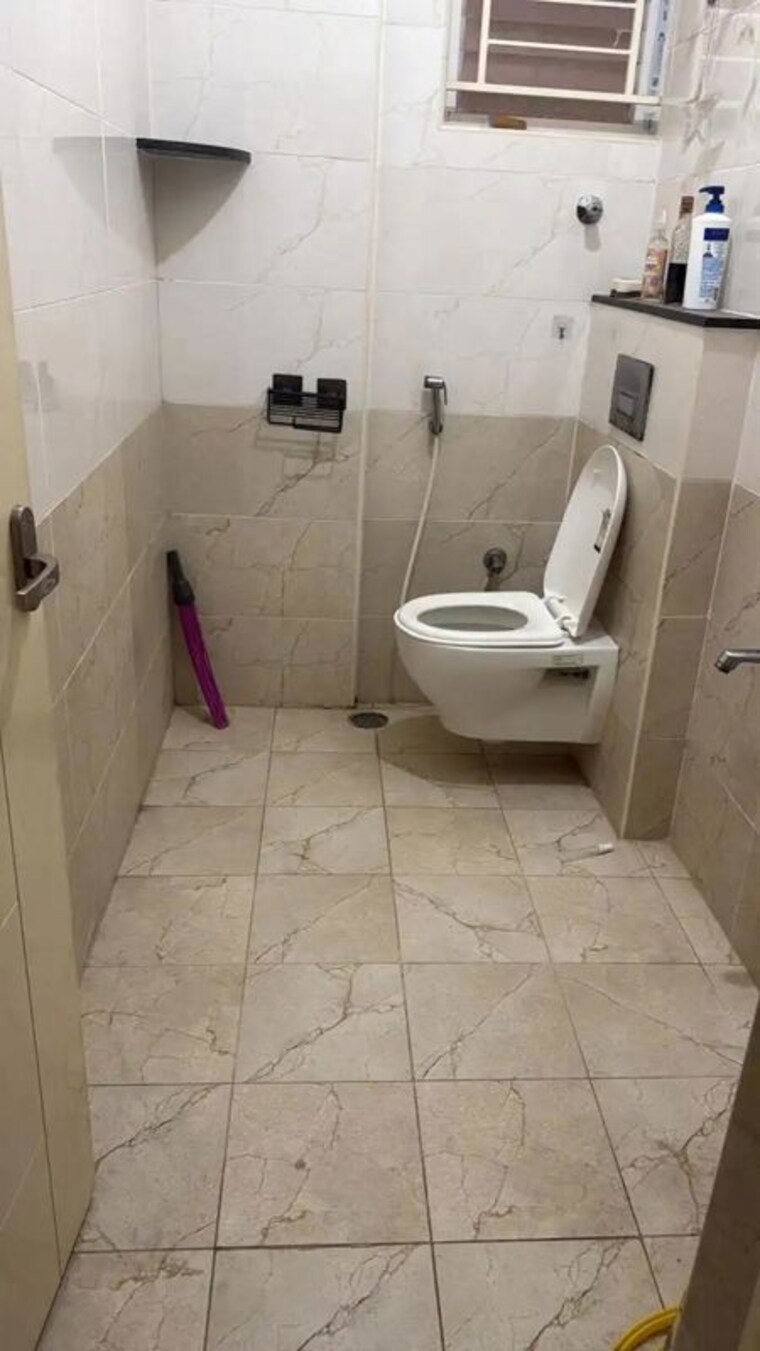 Bathroom, united-highlands 2 Bedroom 1180 Sq.Ft. Apartment In Varthur Bangalore 10710950