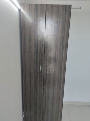Furnished Amenities in 2.5 BHK Apartment at Godrej 101, Sector 79 – for Rent
