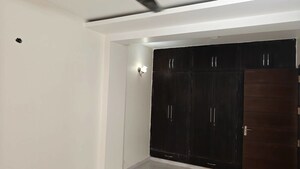 Master Bedroom in 3 BHK Builder Floor at State Bank Colony – for Rent