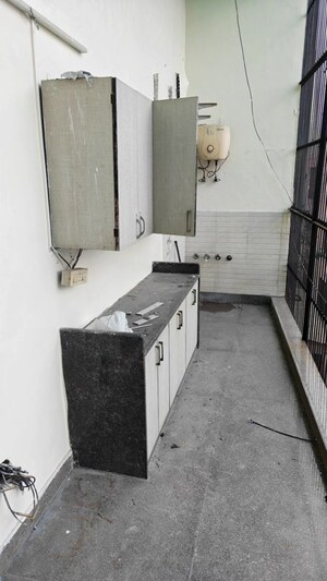 Laundry Area in 5 BHK Builder Floor at Tagore Park – for Rent